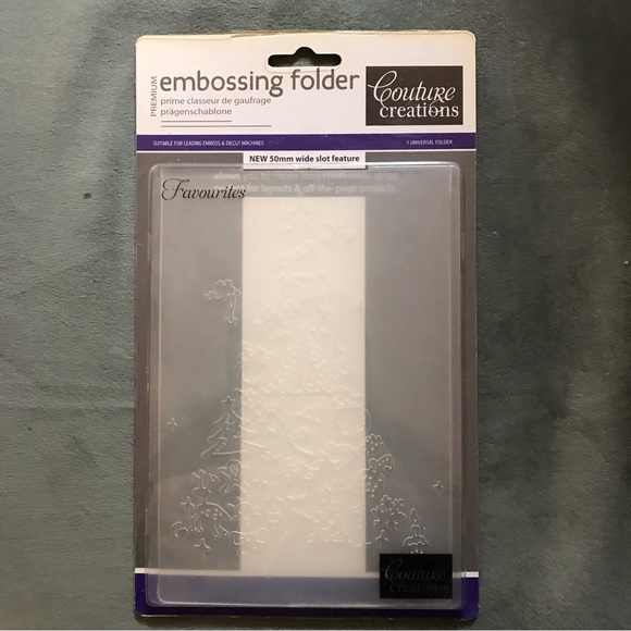 Couture Creations 5x7 FAVORITES Christmas Tree Embossing Folder - Picture 6 of 7